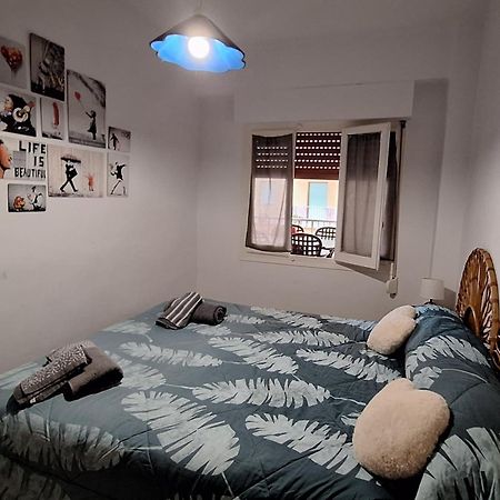 Apartamento Entero Primera Linea De Playa, Pet Friendly Tavernes de Valldigna Bagian luar foto